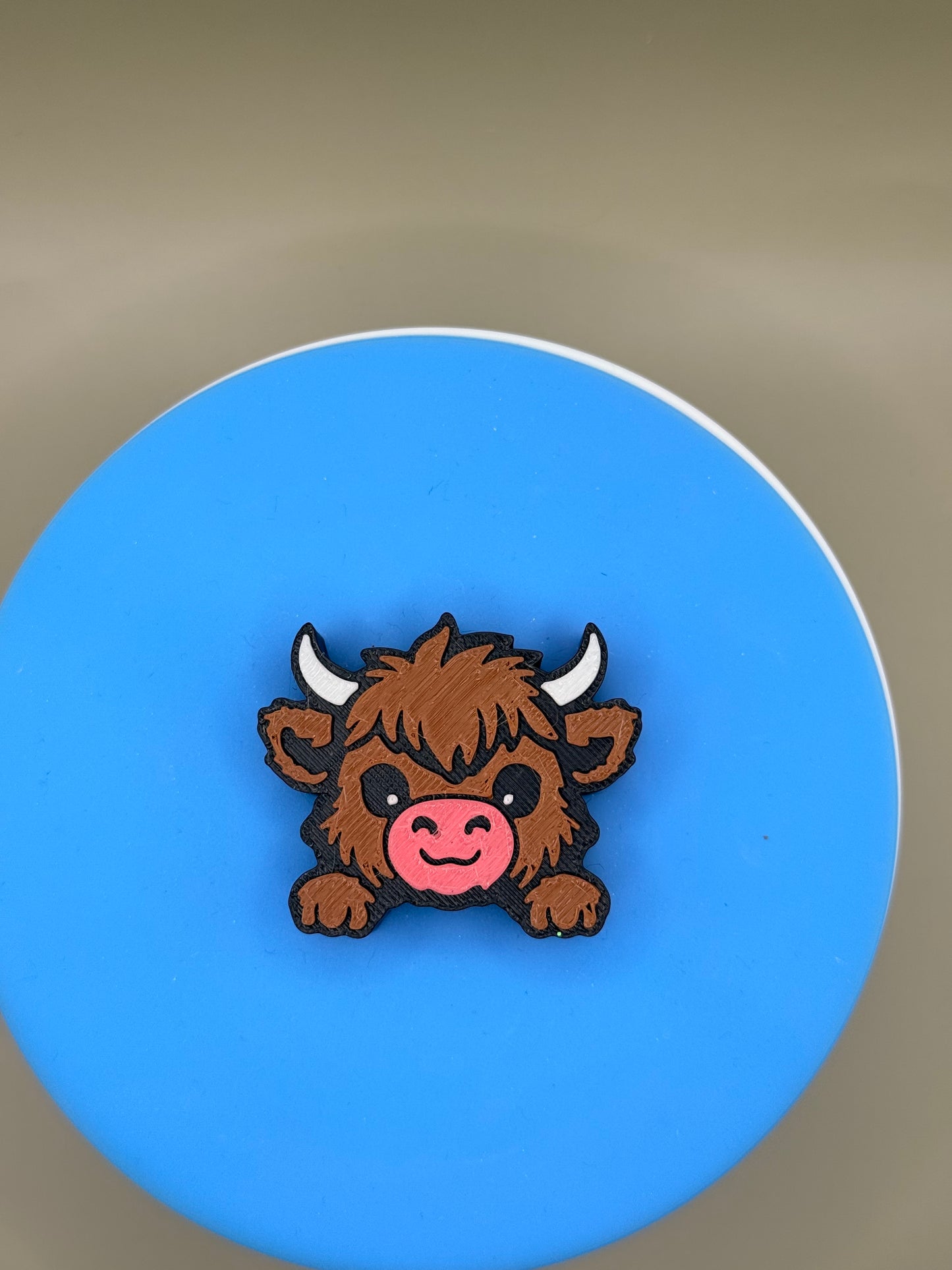 Moo with Gum Topper