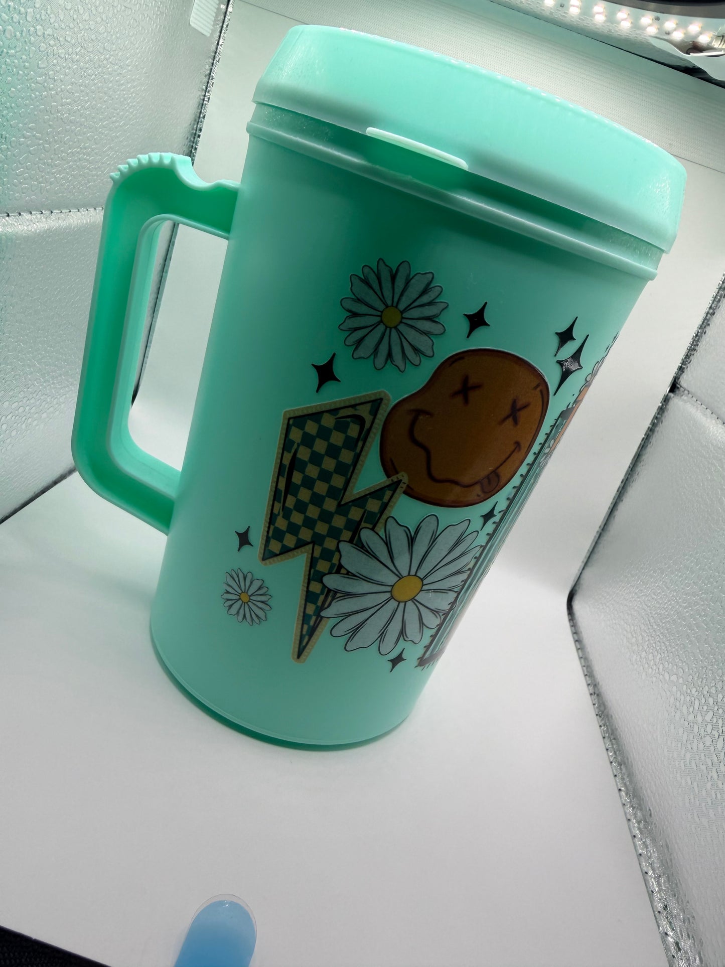 Thrasher Doll 34 Oz Trucker cup